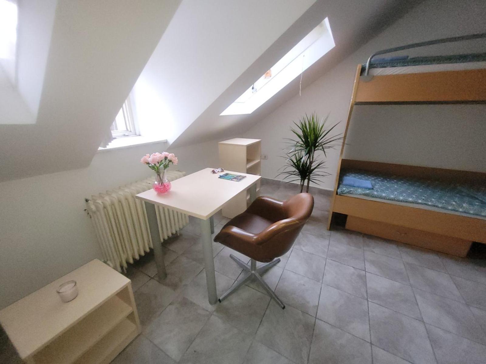 Ana Hostel Ljubljana Extérieur photo